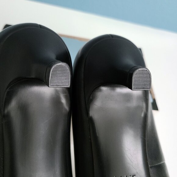 NATURALIZER ~ GIA Kitten Heels ~ Black 8W ~ Like New! - Picture 5 of 13